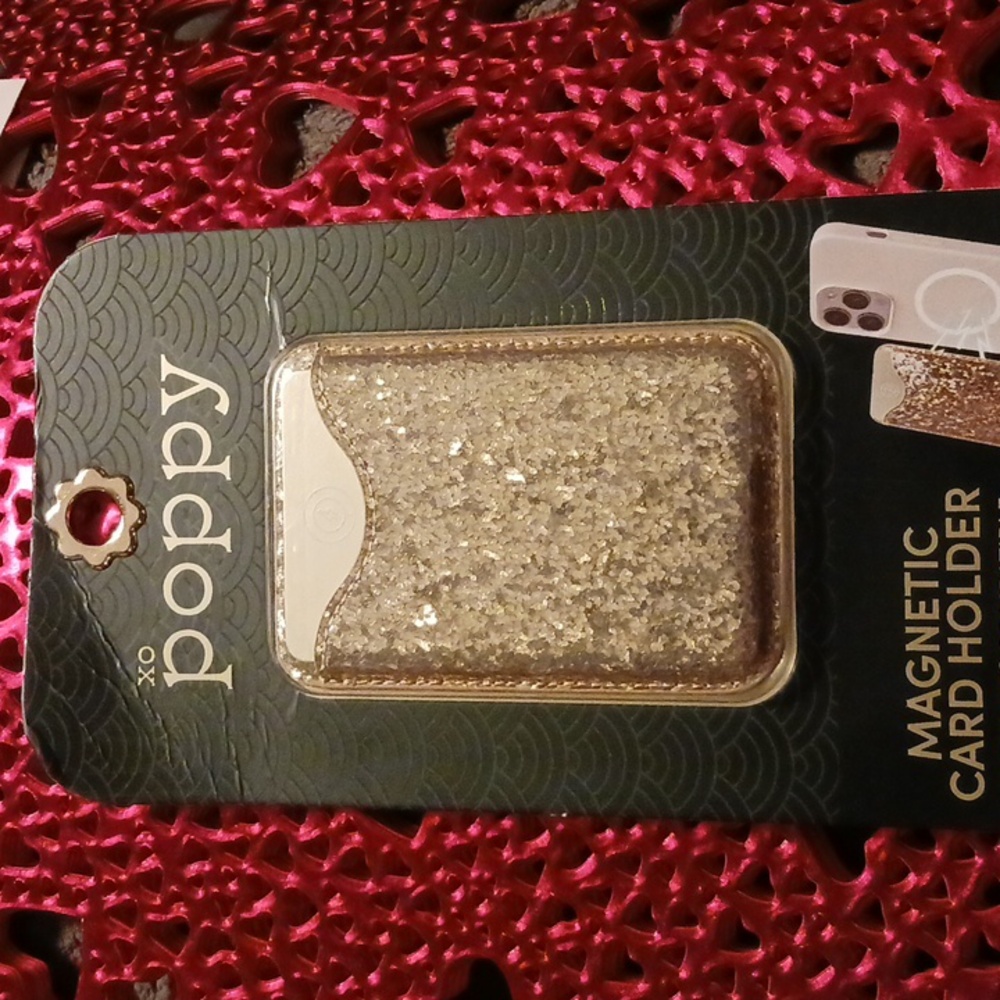 XO POPPY MAGNETIC CARD HOLDER GOLD GLITTER FINISH